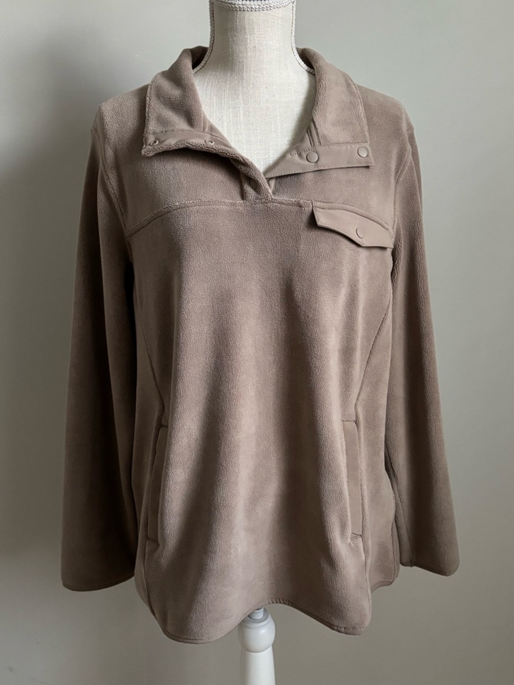 Fuzzy Quarter Snap Pullover Jacket Light Brown